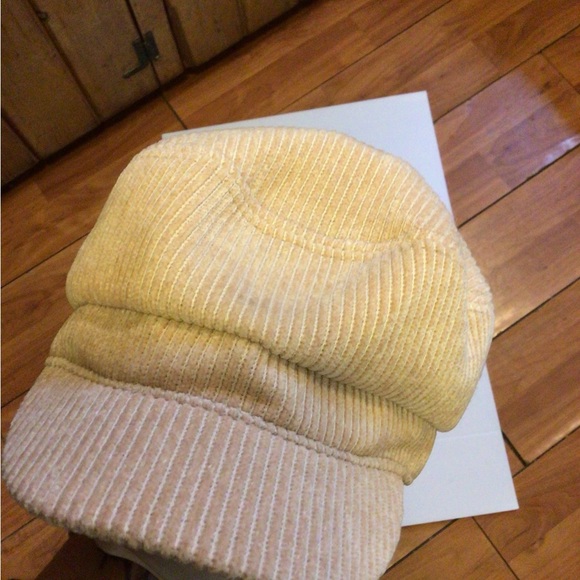 SALE  ! Wyeth creamy corduroy paper boy hat - Picture 3 of 5